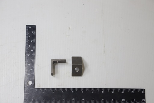 [Bracket, Mount  (right radiator)] 02020-0098