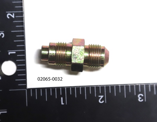 [Fitting, Adapter  (5/8-18-M16X1.5)] 02065-0032